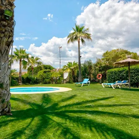 Royal Apartment W/Shared Pool, Terrace &A/C Malaga Exterior photo