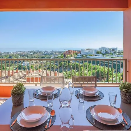 Royal Apartment W/Shared Pool, Terrace &A/C Malaga Exterior photo